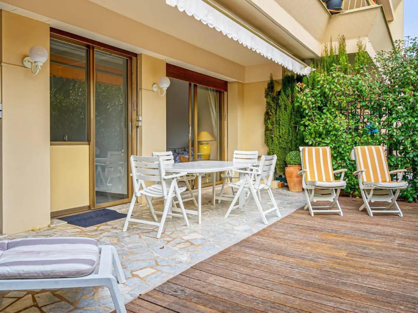 Fleurie One Bedroom Cannes